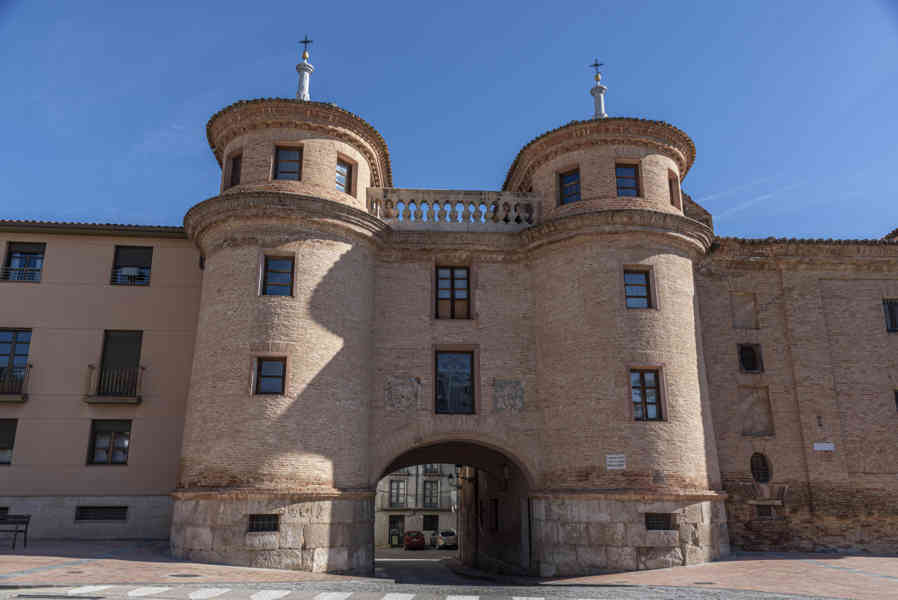Zaragoza - Calatayud 06 - Puerta de Terrer